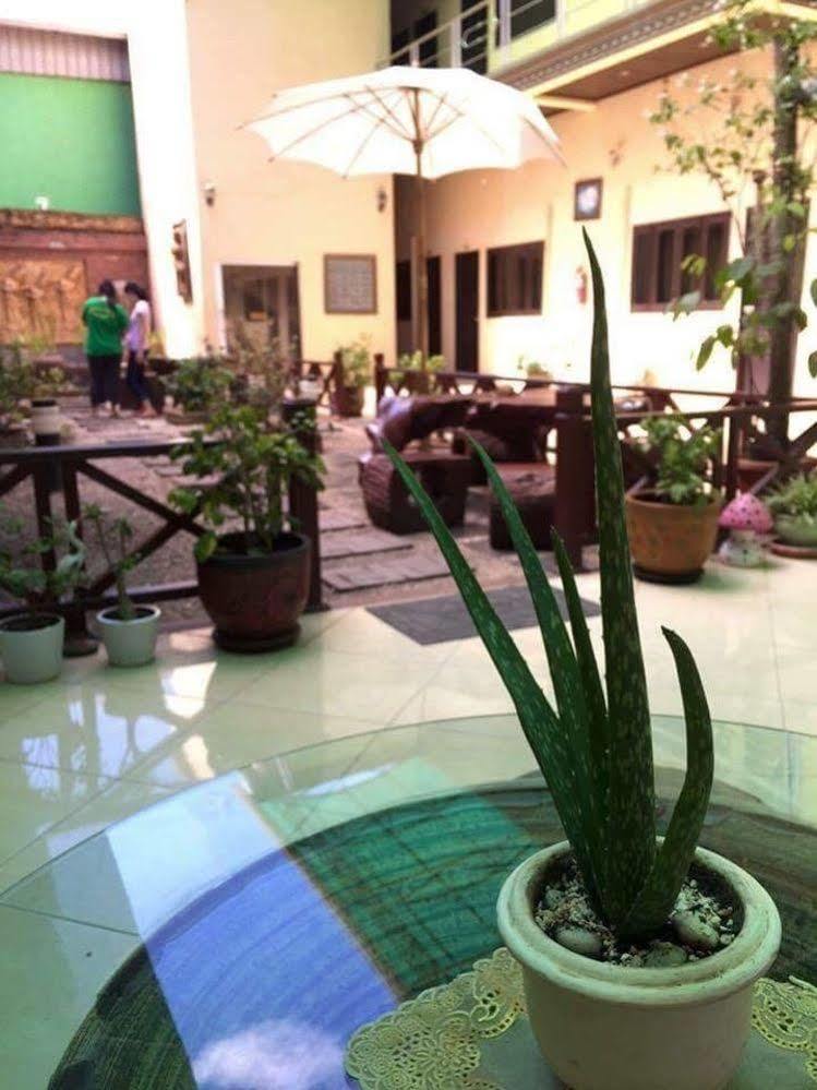 Domon Hotel Vientiane Extérieur photo